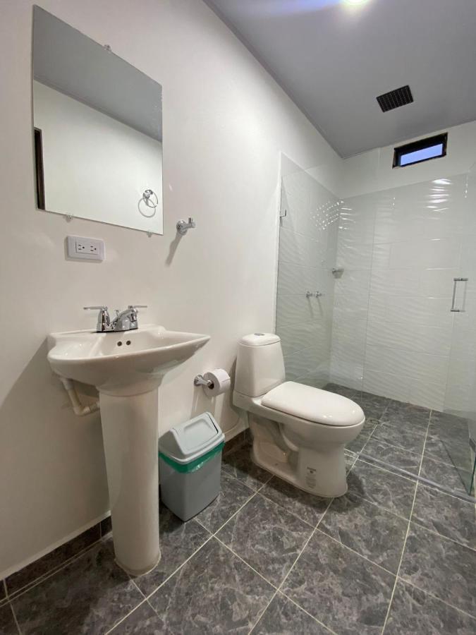Ferienwohnung Artesanos Y Turistas Guatapé Exterior foto