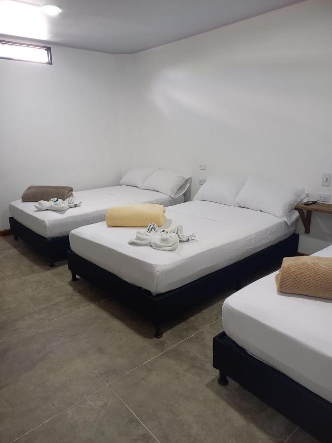 Ferienwohnung Artesanos Y Turistas Guatapé Exterior foto