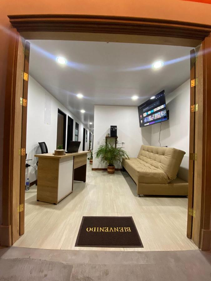 Ferienwohnung Artesanos Y Turistas Guatapé Exterior foto