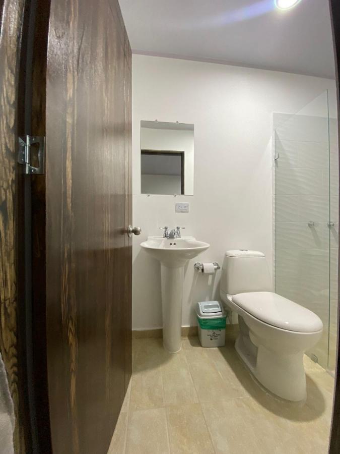 Ferienwohnung Artesanos Y Turistas Guatapé Exterior foto
